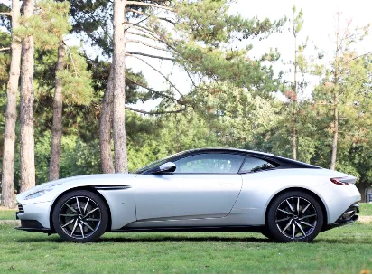 Aston Martin DB 11  LAUNCH EDITION